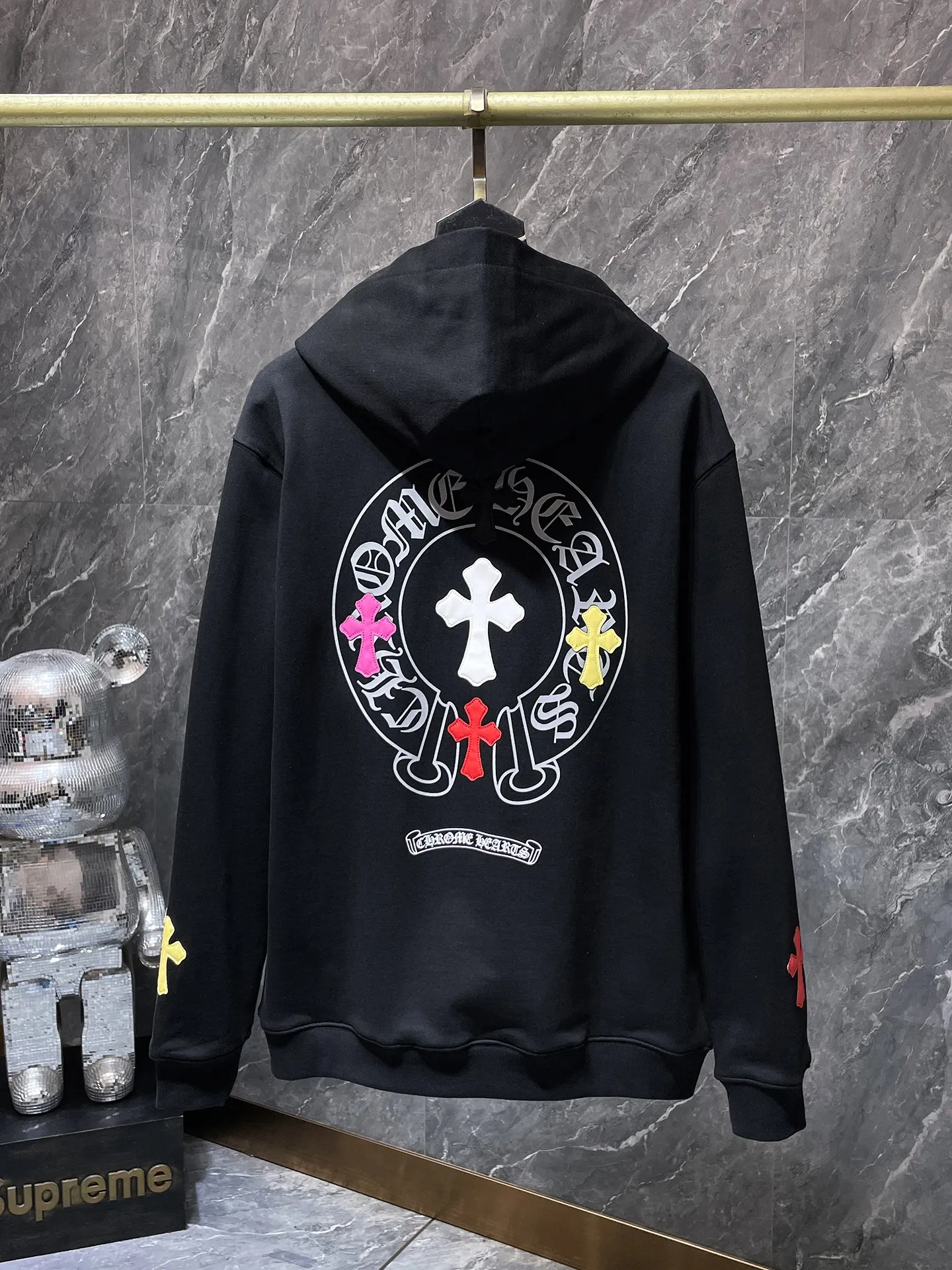 P250 Chrome Hearts Autumn and Winter 2025 Counter Synchronization Chrome Colorful Cross Piece Leather Sanskrit Horseshoe Hooded Sweatshirt Improved Customized Version 1:1 High Weight High Quality Fabric Recommended Color: White Black Size: S, M, L, XL